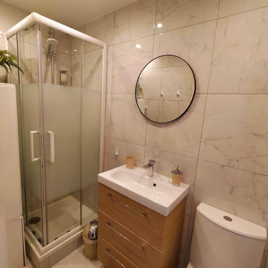 Joli Studio Dans Le Coeur De Ментона Экстерьер фото